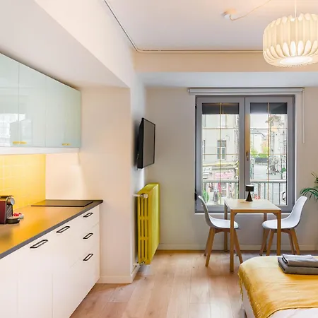 Victoriei Old Town - Self Check-in Apartment *