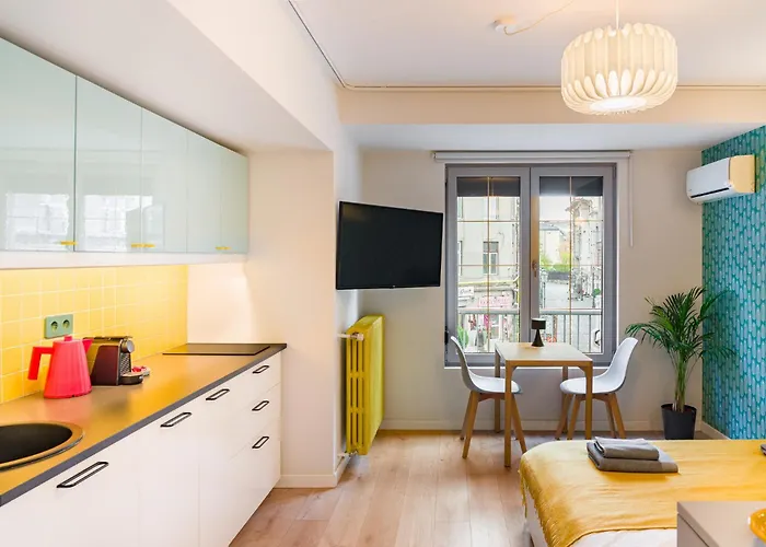 Victoriei Old Town - Self Check-in Apartman *